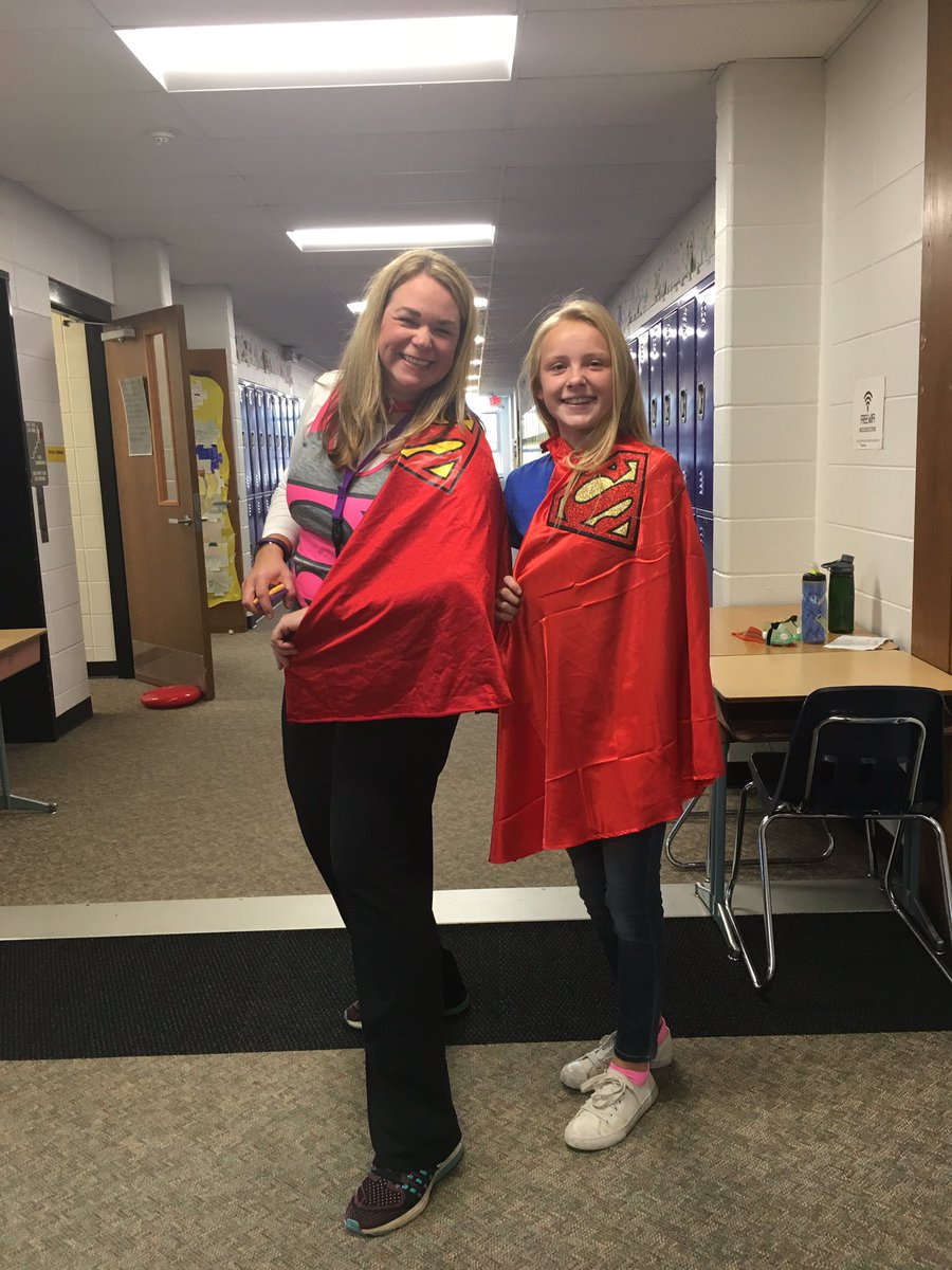 LundahlLions's tweet image. We ❤️ all of our super heroes! #lmsrocks #lmsspiritweek