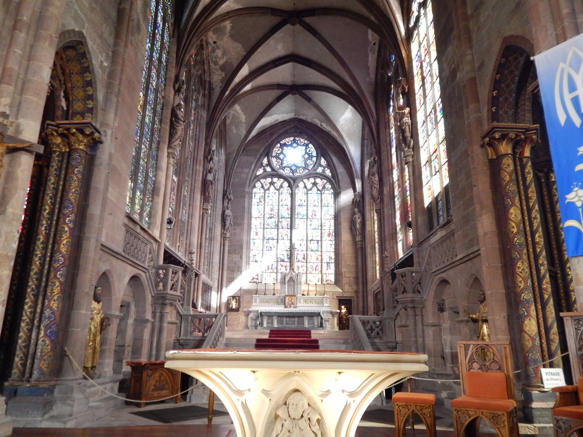 Eglise Saint-Georges de Selestat. Vitraux du XV siècles.
