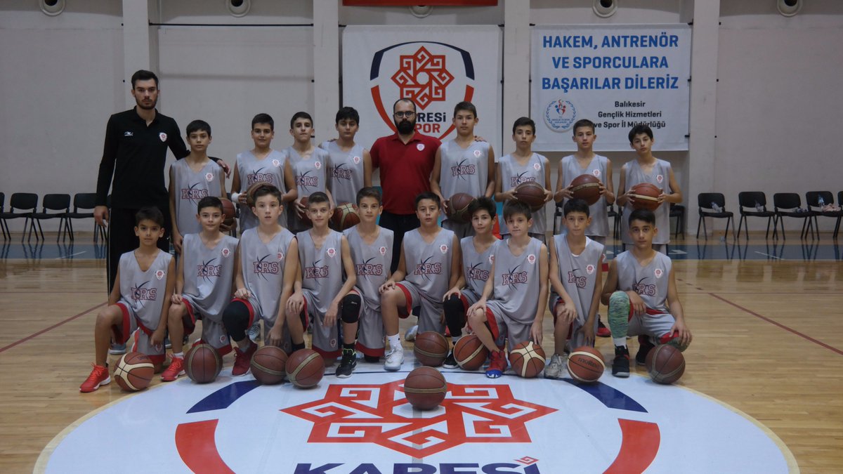 U13 Altyapı Takımımız Antrenman Öncesi Görüntüleri #mediaday #medyagünü #u13medyagünü #12littlegiantsarecoming #onthewaytowin <a href="/3saniyenet/">3saniye.net</a>