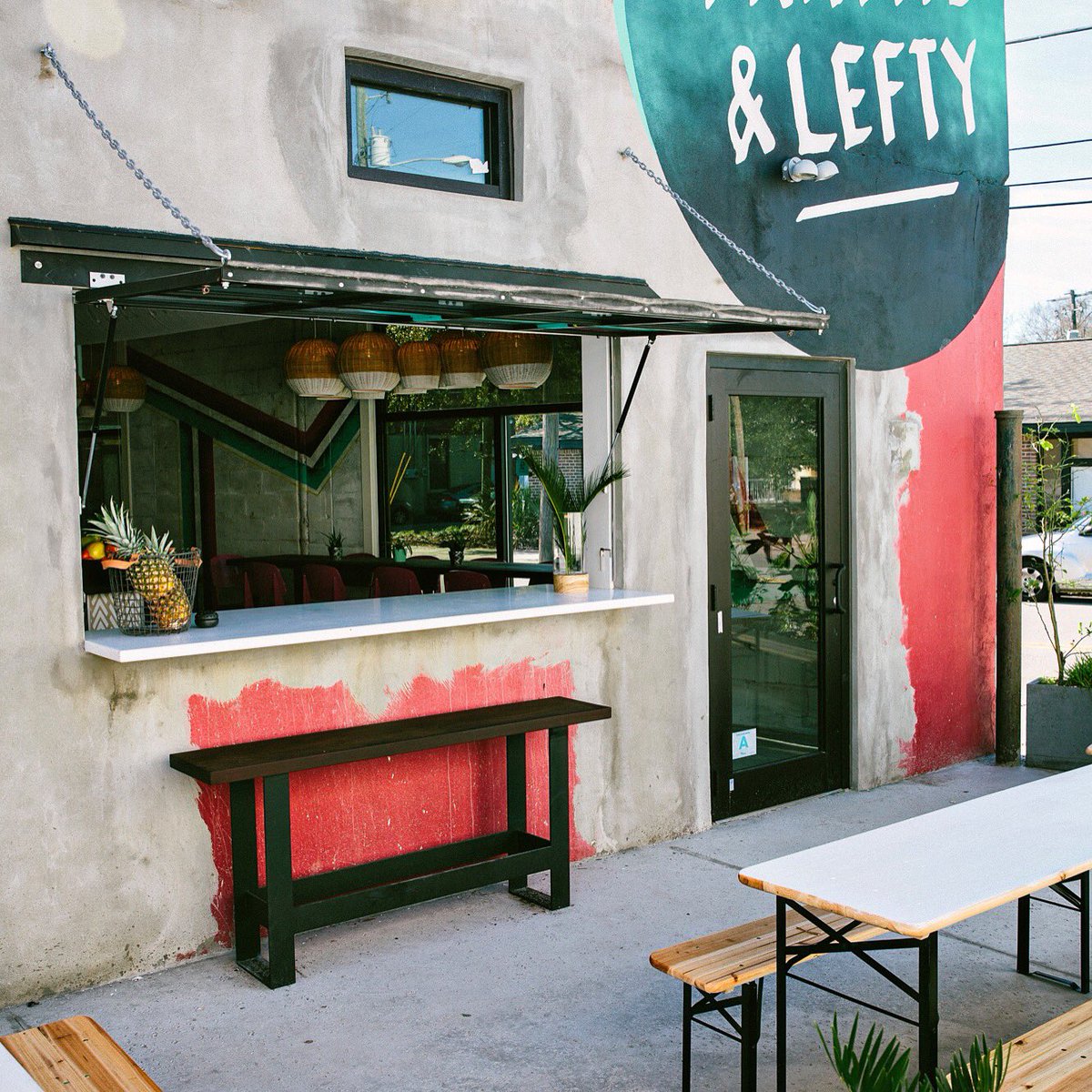 Beautiful #Charleston day for lunch on the patio! Happy Hour starts at 3pm! #Margaritas #tequila #mezcal #tacos #ceviche #mexican #food