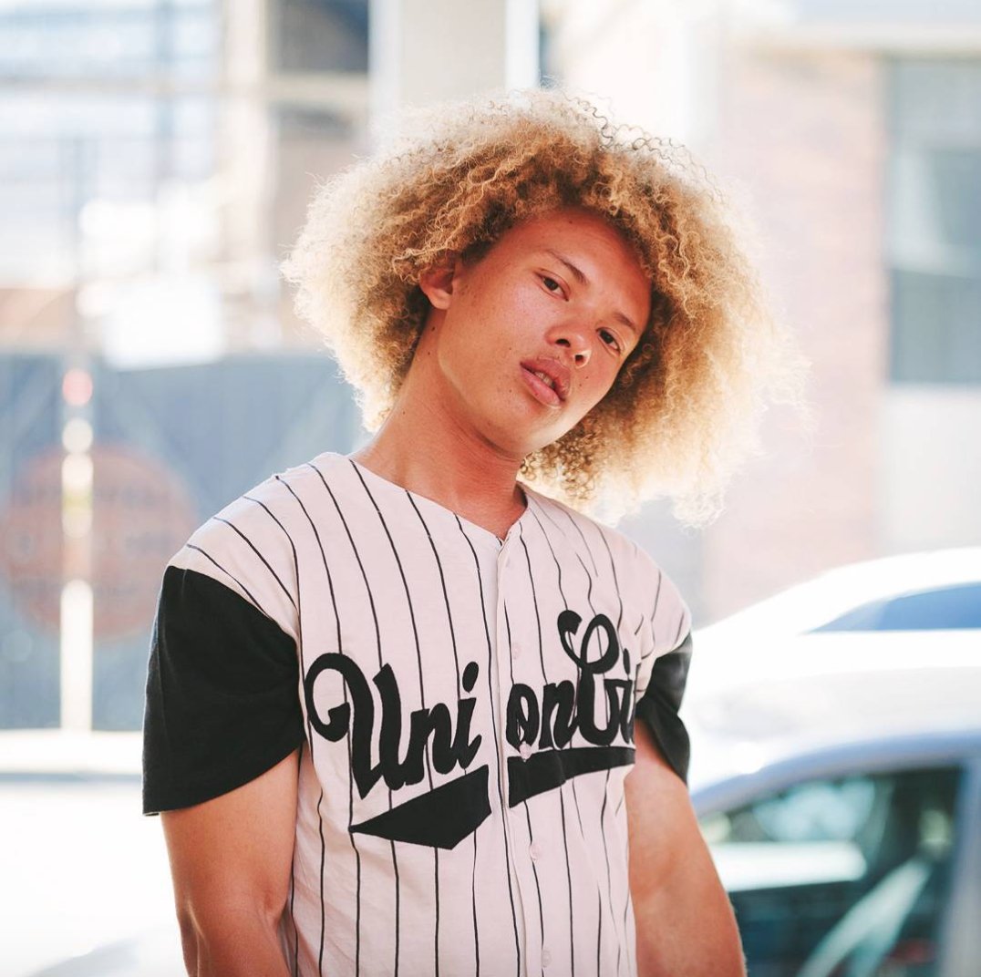 10and5's tweet image. In focus 📸: A look at the 20 emerging black womxn photographers in South Africa that you should know of. bit.ly/2xjlxNx