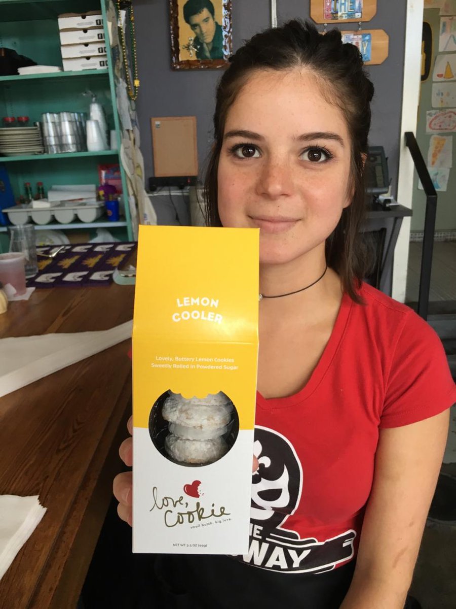 C'mon, you know you want a cookie ... #LoveCookie  #dontdisthedeepdish #lunch #dessert