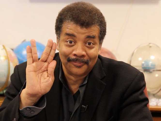 earthskyscience's tweet photo. HAPPY BIRTHDAY, @neiltyson 🎉 

You big sexy nerd, you!! https://t.co/QCLr21hpl6