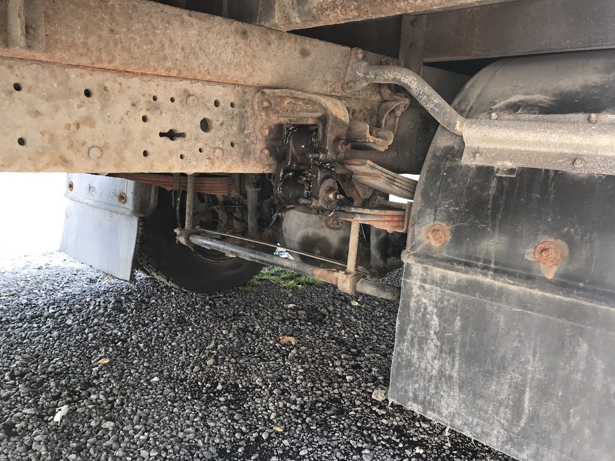 DW_Commercials's tweet image. Mitsubishi Canter 7c14 18ft 2006 06 Reg, 6 speed, on springs, e/window, pas, camera, 
Mot'd June 2018
£3495 no vat
call 07530904492