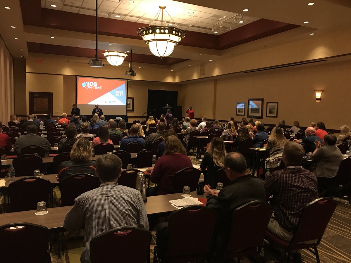 InsiteBanking's tweet photo. The last day of sessions has begun!  #InsiteAnnualConference #Connection2017 https://t.co/XHTNTaz6xm