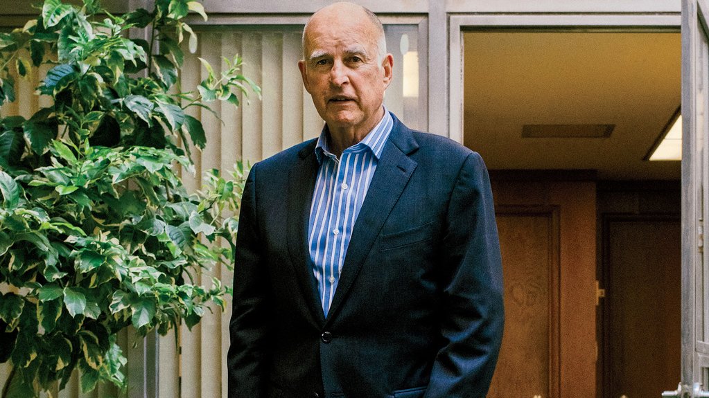 RollingStone's tweet photo. California Gov. Jerry Brown may have created a blueprint for a more progressive America https://t.co/r0S9bBjmK6 https://t.co/wFAJ0Ah2Cm