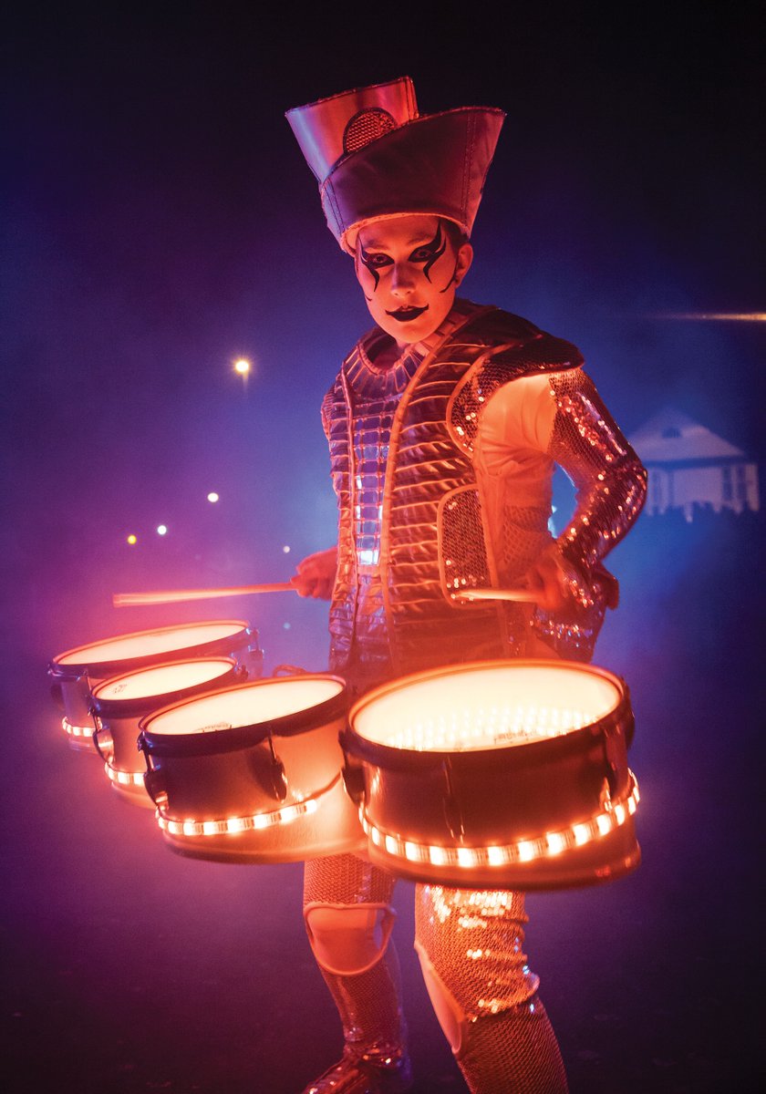 Leeds_City_Ctr's tweet image. We're so excited for @LightNightLeeds to begin tonight! There are so many spectacular events &amp;amp; activities to see and they're all free! 🤗💡✨