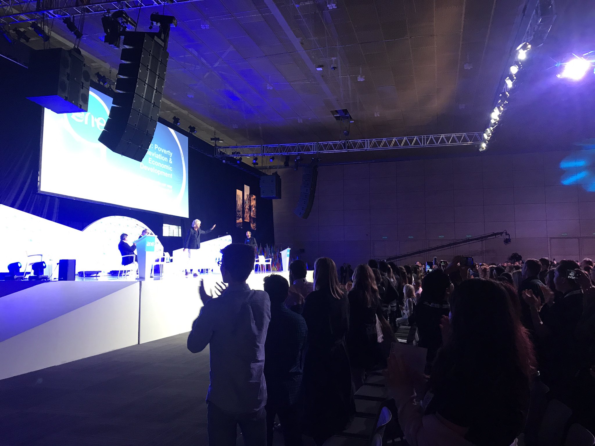 Bob Geldof gets standing ovation and a round of Happy Birthday from entire audience. 