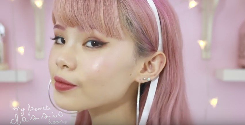 bright_ss19's tweet photo. @rottenmei #princessmei #youtubers #FavoriteEarrings #EarringsCollection #anting2hoopscantik #AntingBulatCuteBgt #Stylish https://t.co/uWifC6jvjV