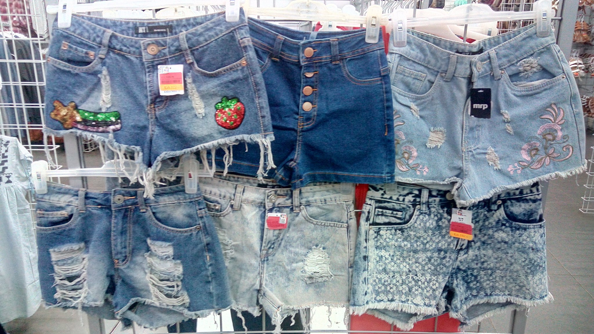 Mrp ladies jeans deals