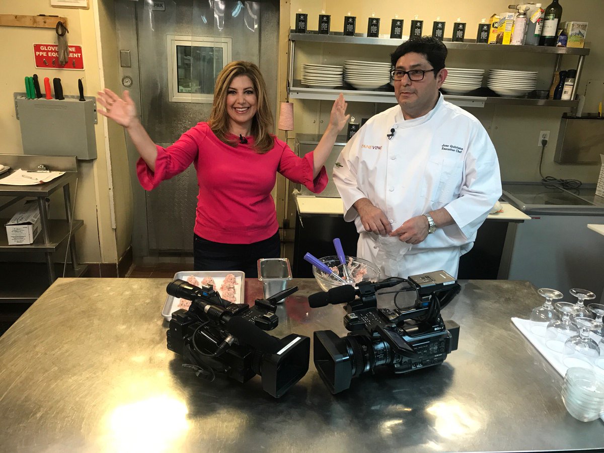 csloantv's tweet photo. #Join us tonight at 8 on @RestHuntNJ on @FiOS1NewsNJ when we visit #Livingston @EppesEssen #Thavma #panevino https://t.co/jDeiWOcce7