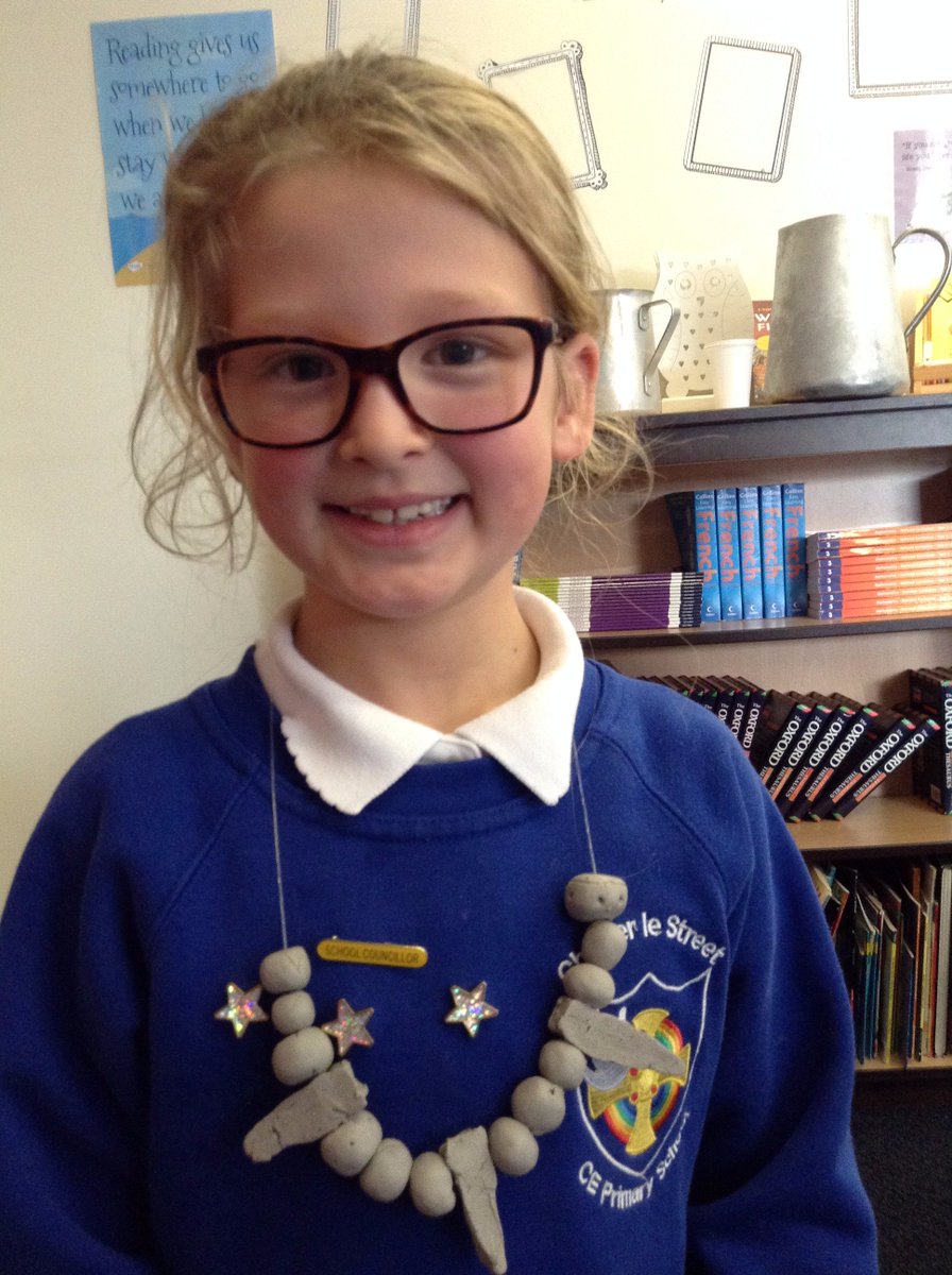 Year3CLS_CE's tweet photo. We've really enjoyed making Stone Age necklaces and pots this afternoon. @ChesterleStCofE https://t.co/5PTeZUhMJg