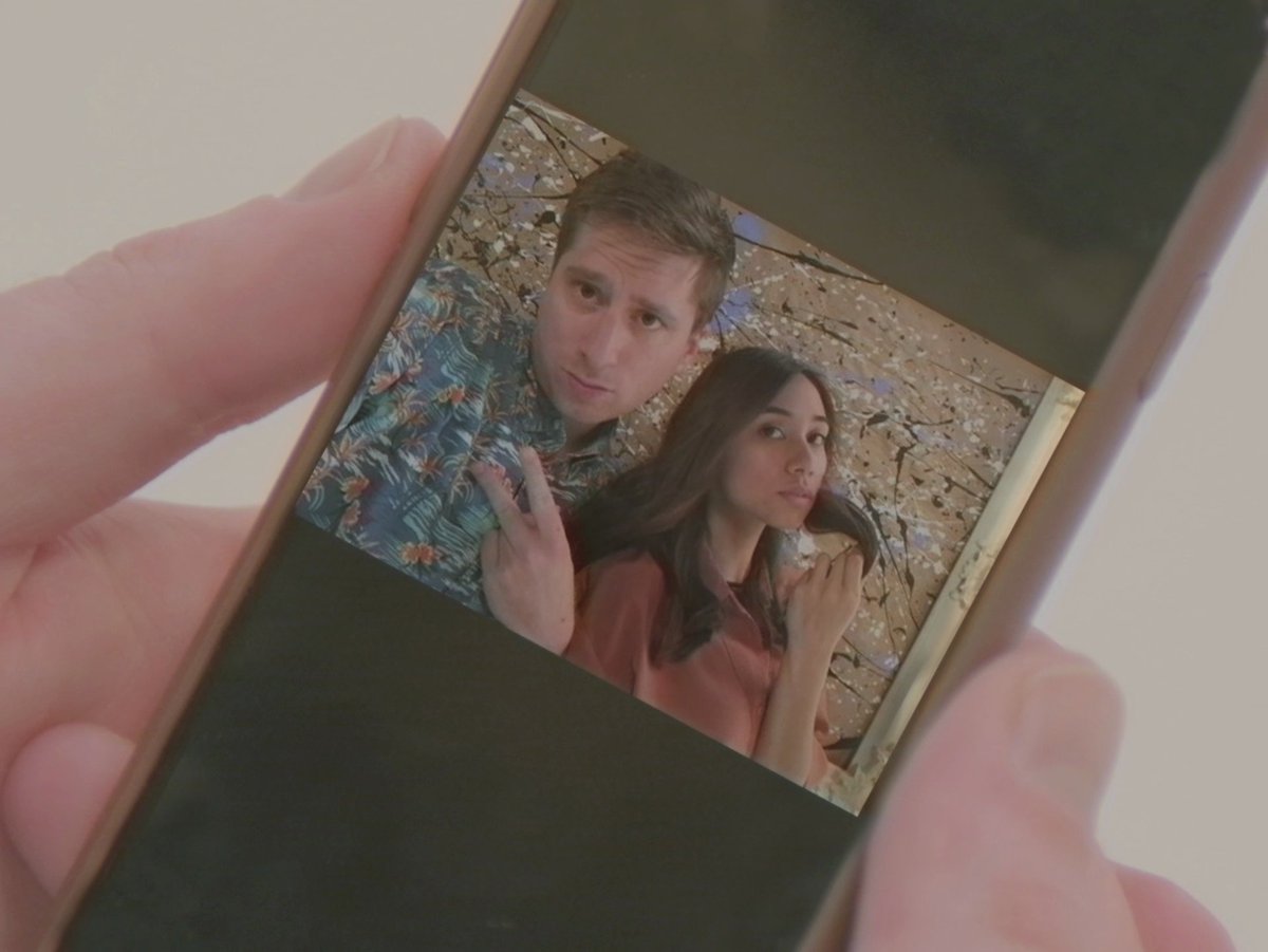 "Can't wait for people to see we're at an art gallery!" -millennials at an art gallery cbc.ca/1.4307653