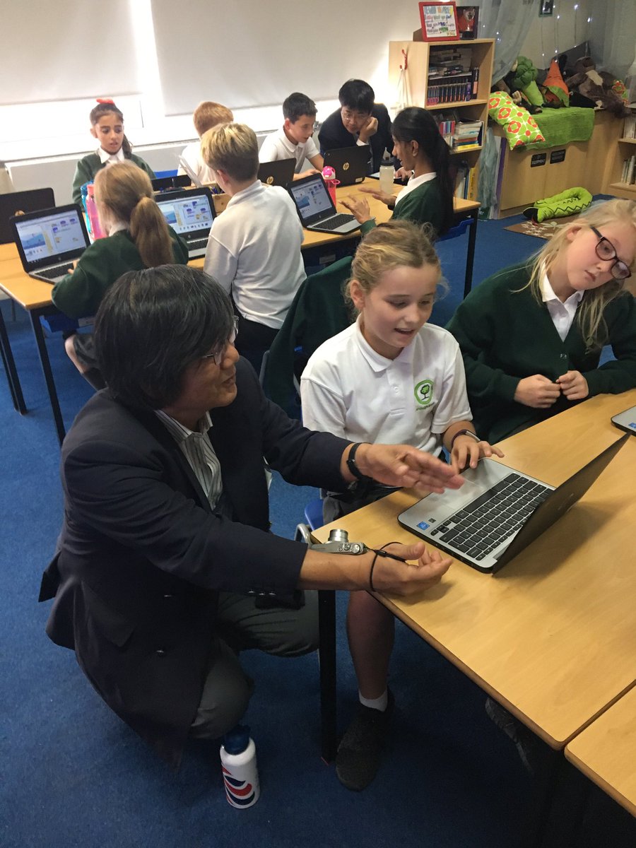 agjsschool's tweet image. So proud of our children and staff today. Excellent ambassadors for Havering. Visitors loved #scratchmaths @davesmithict @haveringict 🖥