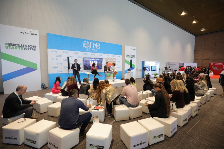 Grupo Enel empresa a la que pertenecemos presente en <a href="/OneYoungWorld/">One Young World</a> en Bogotá junto a 20 de nuestros jóvenes que participan en esta cumbre