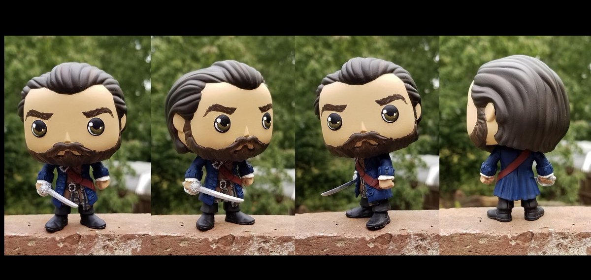SummerPic's tweet photo. I just got my new custom Funko POP Culloden Jamie! Season 2 Murtagh is on his way!Painted by the amazing @LMRourke Love them @LacroixDuncan https://t.co/mZXDYAWAor