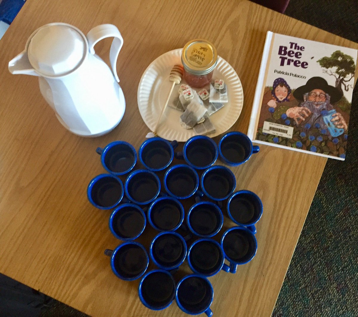 SusanKochVT's tweet photo. Tea time to learn about the sweetness of honey!#insectunit #firstgrademagic #mpsvt @emiwrigs @MPS_Super https://t.co/AoGh00LFp4