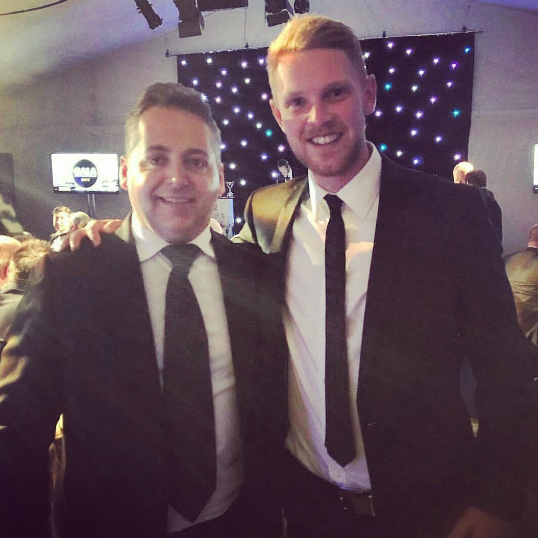 TheChequersMG's tweet photo. Roberto and Jamie Porter at The Essex Cricket Gala this evening 😊 #essexcricket #essexcountycricketclub #essex #thechequersmg #restaurant https://t.co/GGsSLJ92Yz