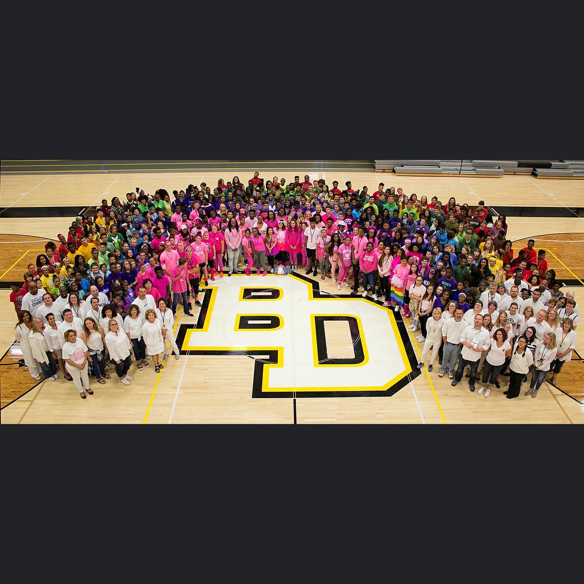 laurahasley's tweet photo. First Homecoming Pep Rally as a teacher ✔️ It was fun to see how spirited everyone got by dressing in their class colors. 🌈 #TeamBrownDeer https://t.co/TL6RqnlzYK