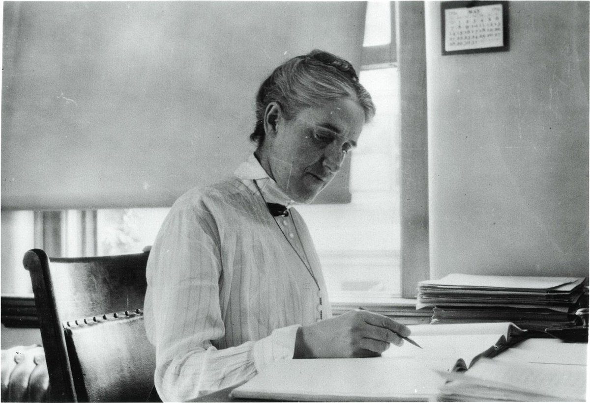 alex_riveiro's tweet photo. Henrietta Swan Leavitt fue una astrónoma de finales del siglo XIX. Casi desconocida, su trabajo fue clave para comprender dónde estamos... https://t.co/k385KeGwsz