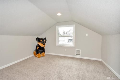 JayKalinski's tweet photo. When it comes to getting your home ready to sell, ALWAYS talk to the experts about staging! #stagingfail #boulder #realestate https://t.co/A4mHHrXEs2