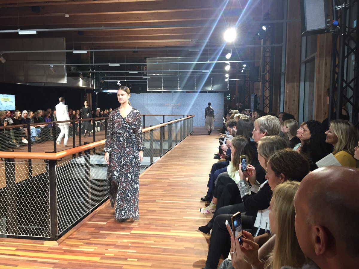 Volle bak in Circl bij Talking Trash, grand opening dutch sustainable fashion week #dsfw #dvdd17