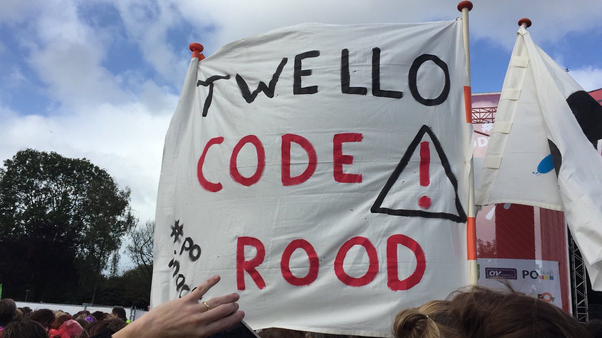 De Kleine Wereld in Den Haag! 🛑 #pocoderood #staken #POinactie