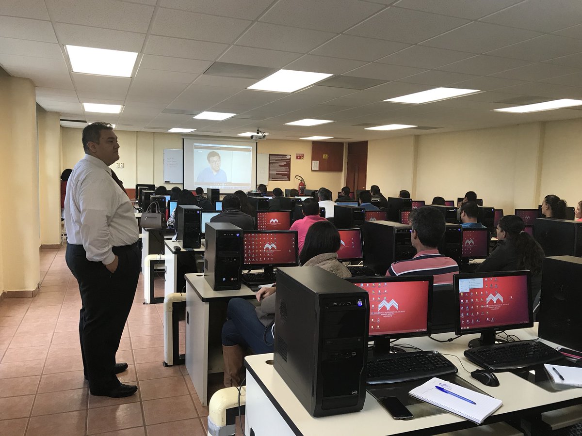 luis_gomez_gtz's tweet photo. @ProNIJAL Zonas114E Tepetitlán 194E Arandas @duolingo 125 docentes @ITSArandas #ThisIsWhyWeTeach @PacoAyon @sandovalbasica @KaroPlascencia https://t.co/2wCXmrs9hv