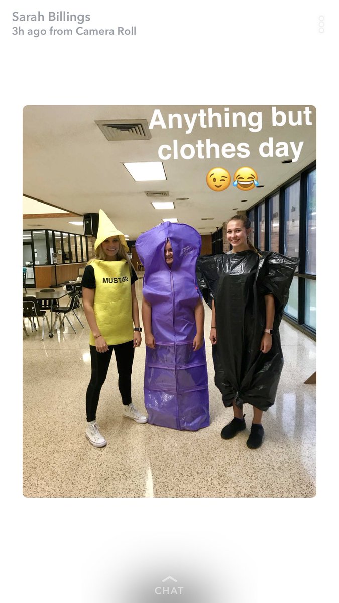 subdebswhs's tweet photo. Some of our girls showing some school spirit during homecoming week! 💜💖🌈🦄 https://t.co/tEXDWZdAGL