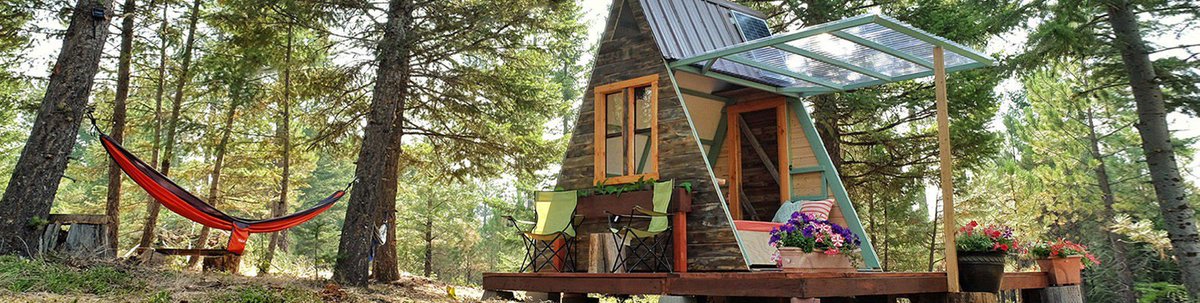 Couple builds tiny A-frame cabin in three weeks for only $700: ow.ly/217930fA8ep by <a href="/inhabitat/">Inhabitat</a> #tinyhouse #greenbuilding