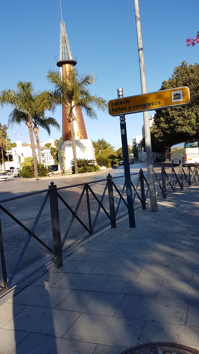 crisgarre's tweet photo. Asistiendo al #CJAM7 de #AbogaciaMLG en #Marbella https://t.co/XFIhkfURQY