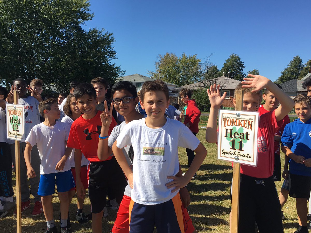 tomkenroadms's tweet photo. Grade 7 Boys #FallClassic2017 @tomkenroadms @TomkenPHE https://t.co/S6h67Jy4iE