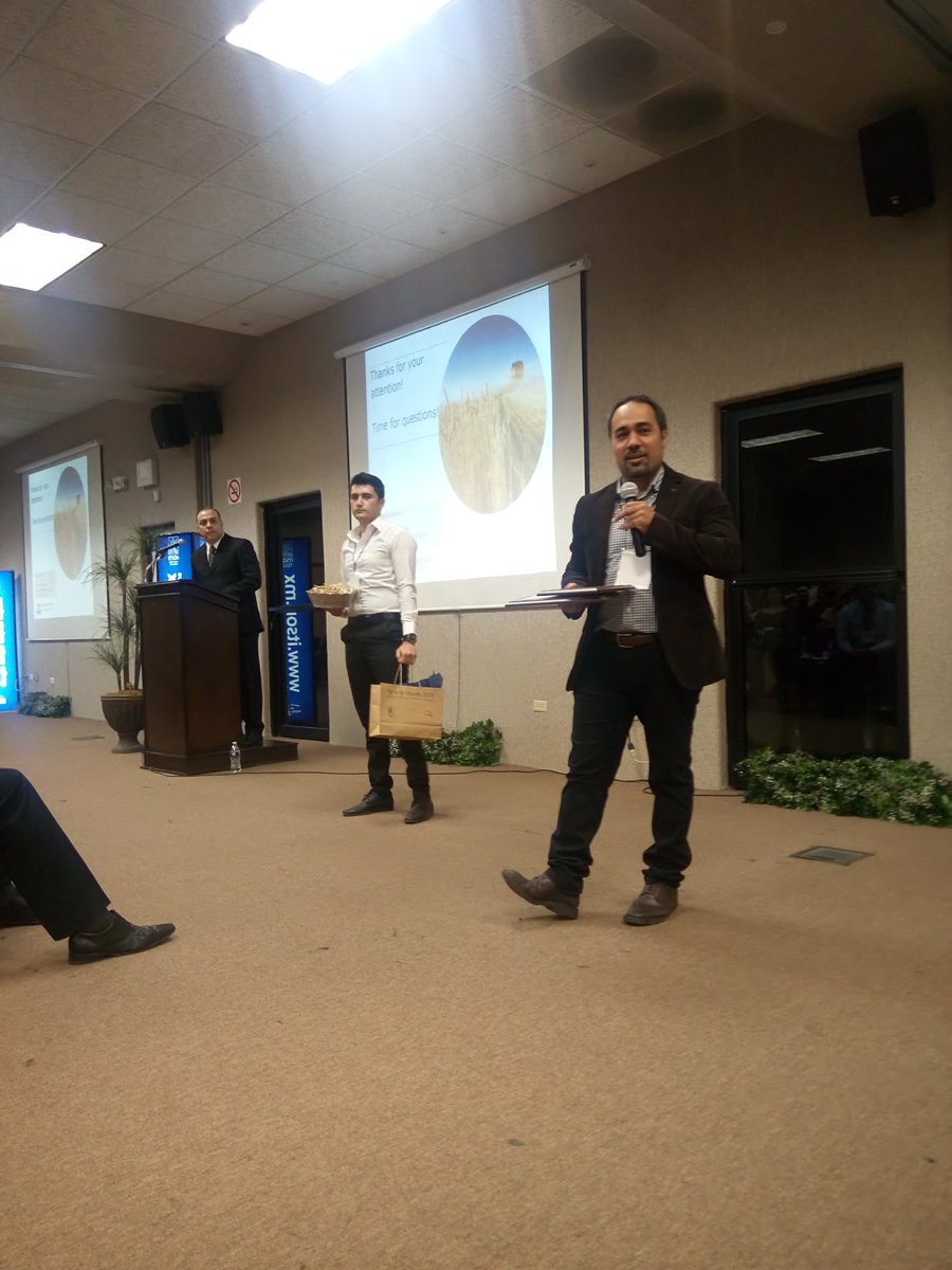 CapituloAMLORI's tweet photo. Conferencia Magistral: "Planning models for agri-food logistics" por Dr. Behdani Behzad en @CiLOG_Mexico, @MexicoLogistico, #Cilog2017 https://t.co/gz50plpfGm