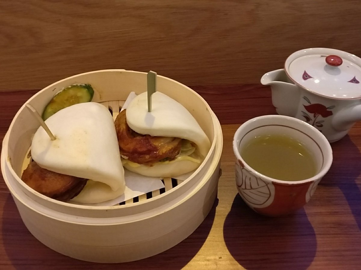 LordNaugus's tweet image. Food. @shoryuramen 

#FoodPorn #PorkBuns #Curry #Ramen #GreenTea #Winter #Guard #Sonic