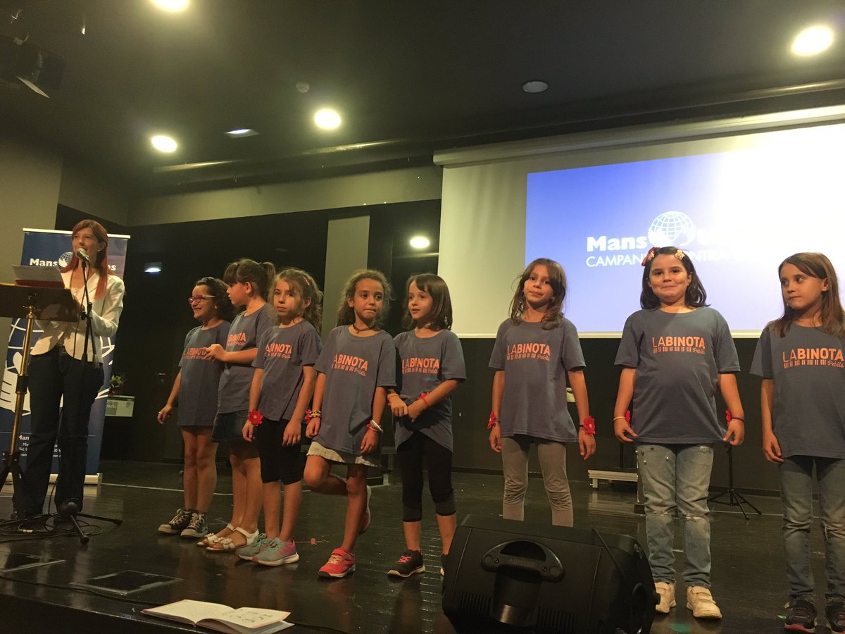 Amb <a href="/meritxellroige/">Meritxell Roigé</a> i <a href="/analca68/">Ana Algueró Caballé</a> al #Patronat concert solidari <a href="/mansunides/">Mans Unides Barcelona</a> #Tortosa campanya contra la fam