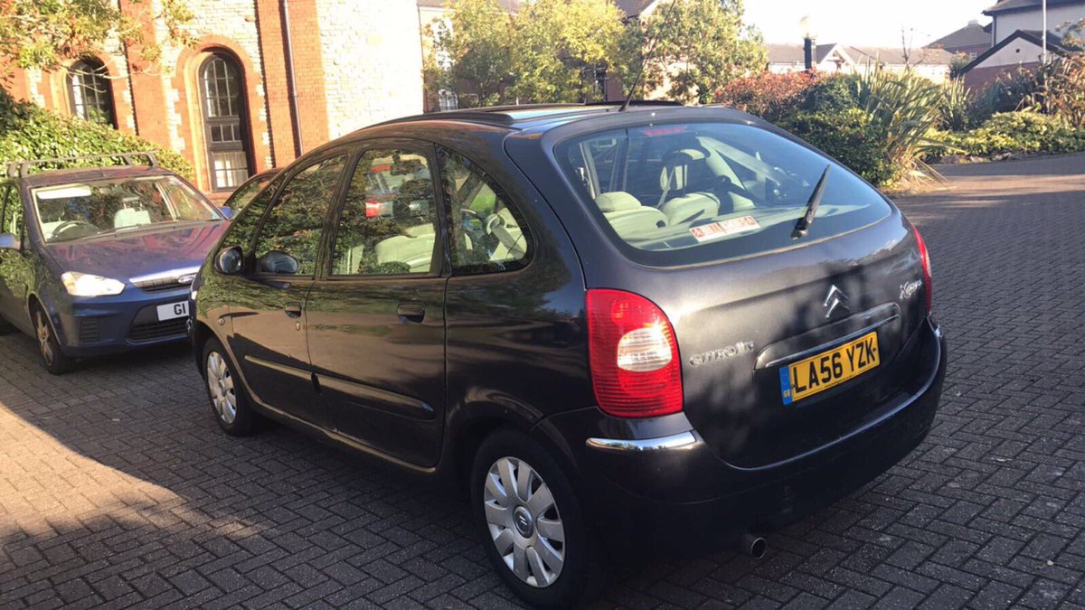 SaudisCardiff's tweet photo. سيارة للبيع 
مواصفات
Citron Piccaso
2.0
Petrol
Automatic
Black
93886 Miles 
للتواصل:
+44 7402 552633 https://t.co/eiuqvcBhHY