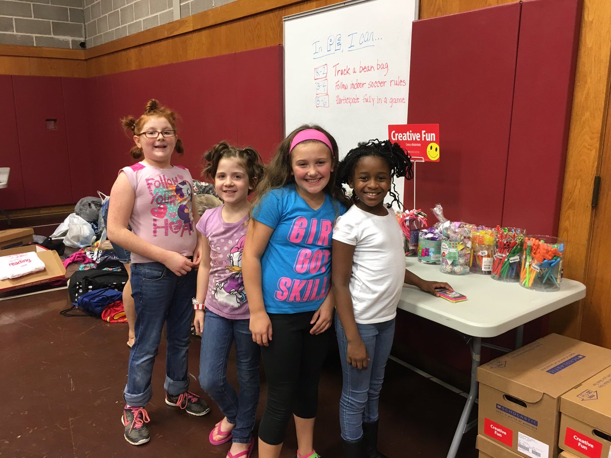 LESreadingmath's tweet photo. Come visit the book fair during Open House tonight or during the school day tomorrow! @LyonsSchool https://t.co/s6pbsN1EyO
