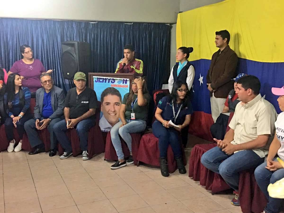 pinfantea's tweet photo. Acompañando a @JEHYSONGUZMAN en un encuentro con emprendedores del estado Mérida, para seguir impulsando la revolución productiva https://t.co/3hAuHJy2vG