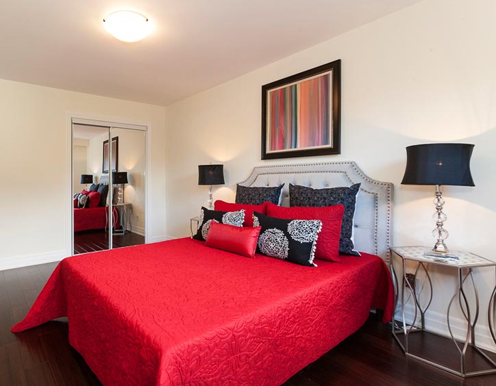 staginggurus's tweet photo. Rent out Headboards, bedside tables and faux beds today and make ur properties stand out
https://t.co/7xAOMaEnUe
#staginggurus #stagingworks https://t.co/zgH93rA5FI