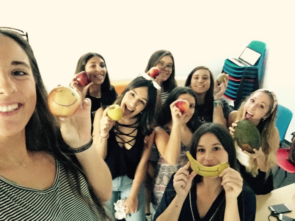 🍏🍎🍐🍊🍋🍓🍇🍉🍌🍒🍑🍍🥝🥑 #DiaUniSaludables #RetoFrutaReus <a href="/FFP_Uex/">Facultad de Formación del Profesorado de la UEx</a>