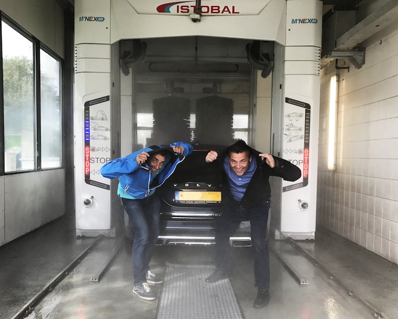 ZVL_Plein's tweet photo. Wat een leuke nieuwe deelnemer @depooterolie! Vandaag een interessante rondleiding gekregen @MaartendePooter! #trots https://t.co/bAkflSsNH9