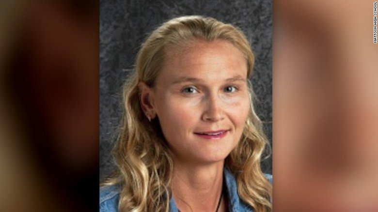 This hero teacher took down a gunman in a high school cafeteria: cnn.it/2xSbvlj #WorldTeachersDay