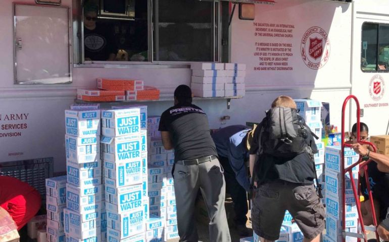 The Salvation Army is giving care to those affected by the shooting in #LasVegas. You can help by giving online at: salar.my/LasVegasStrong