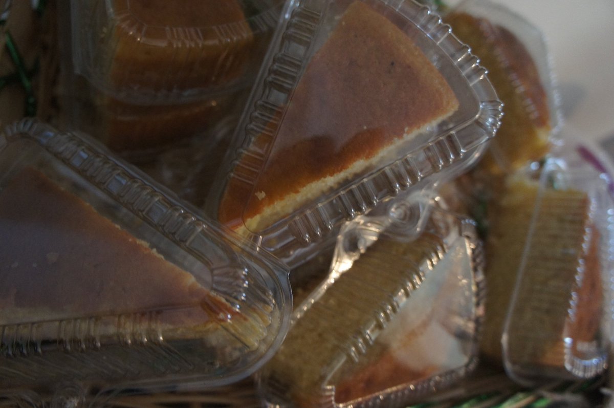 raquelitis's tweet photo. TORTAS DE VAINILLA. Ración con empaque. Precios al Mayor y al Detal . Peguntas al privado. https://t.co/gpG6LBiyM4