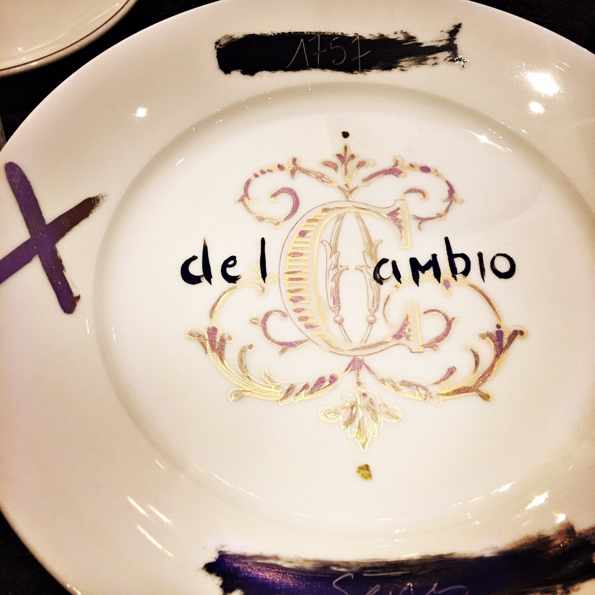 Metti una sera a cena al <a href="/DelCambioTorino/">Del Cambio</a> per i 260 anni del ristorante preferito di Cavour, i piatti iconici di Matteo Baronetto e un menù che attraversa la storia. ✨
