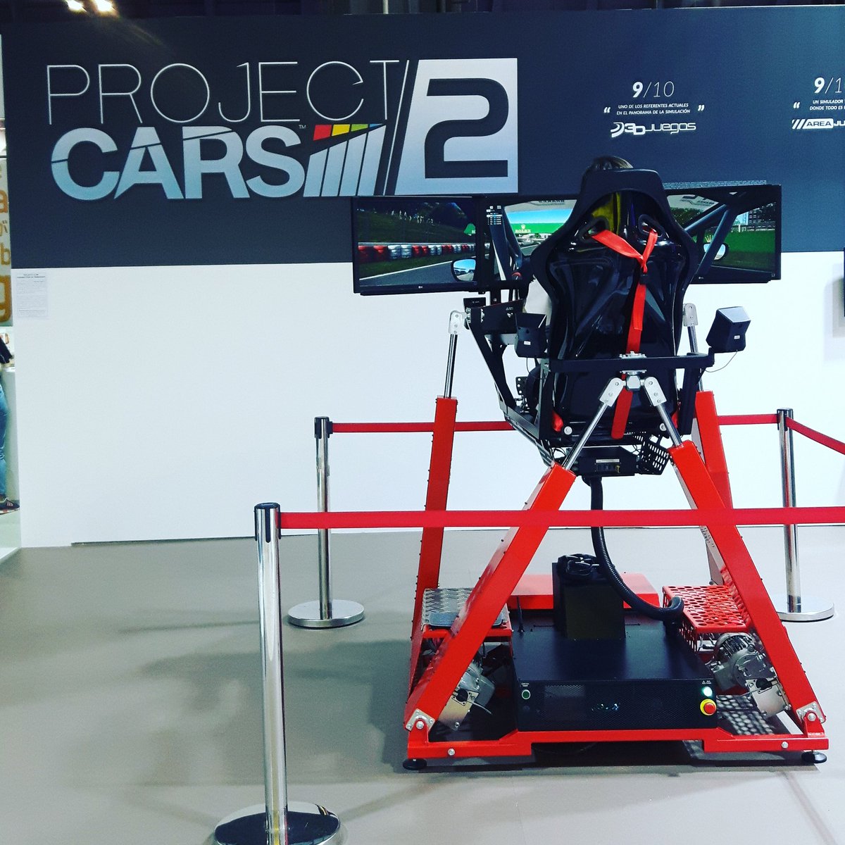 HiSpeedSim's tweet photo. Repetimos un año más en la Barcelona Games World junto con @BandaiNamcoES y el lanzamiento de @ProjectCarsEs https://t.co/e74GFSuuTa