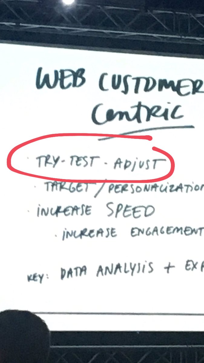 RomainTiry's tweet photo. "Try, test, adjust" - vu et entendu dans la plupart des conférences au #ecomqc17. Semblerait que c'est l'approche qui fonctionne:) https://t.co/TPWsT2WbD5