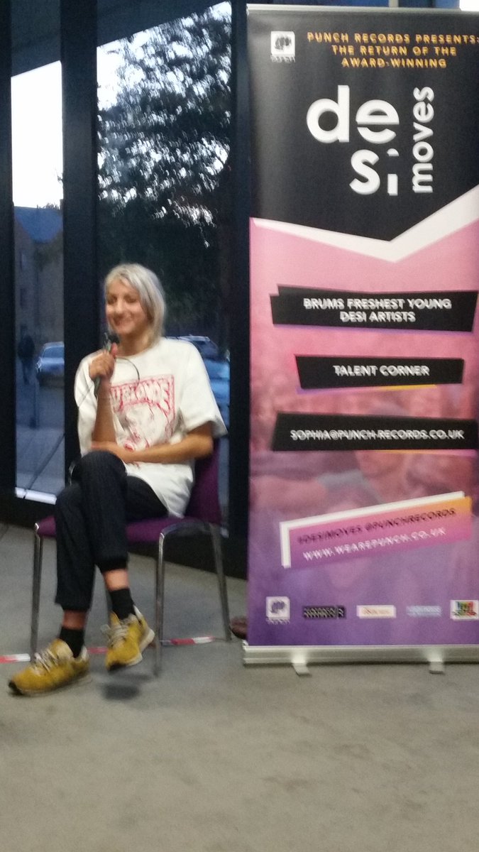 thedr5's tweet photo. From @SaffiyahKhann's #Desibition photo exhibition launch this eve @TheLighthouseYP #Aston wiv @punchrecords @JSzivak https://t.co/f2g3Rty5kr