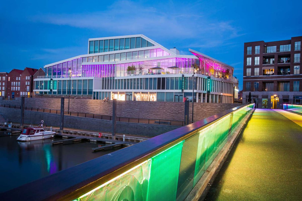 L1_Nieuws's tweet photo. De Maaspoort opnieuw meest gastvrije theater van Limburg https://t.co/HyTqVgVcZ7 https://t.co/g5rdBrJxw6