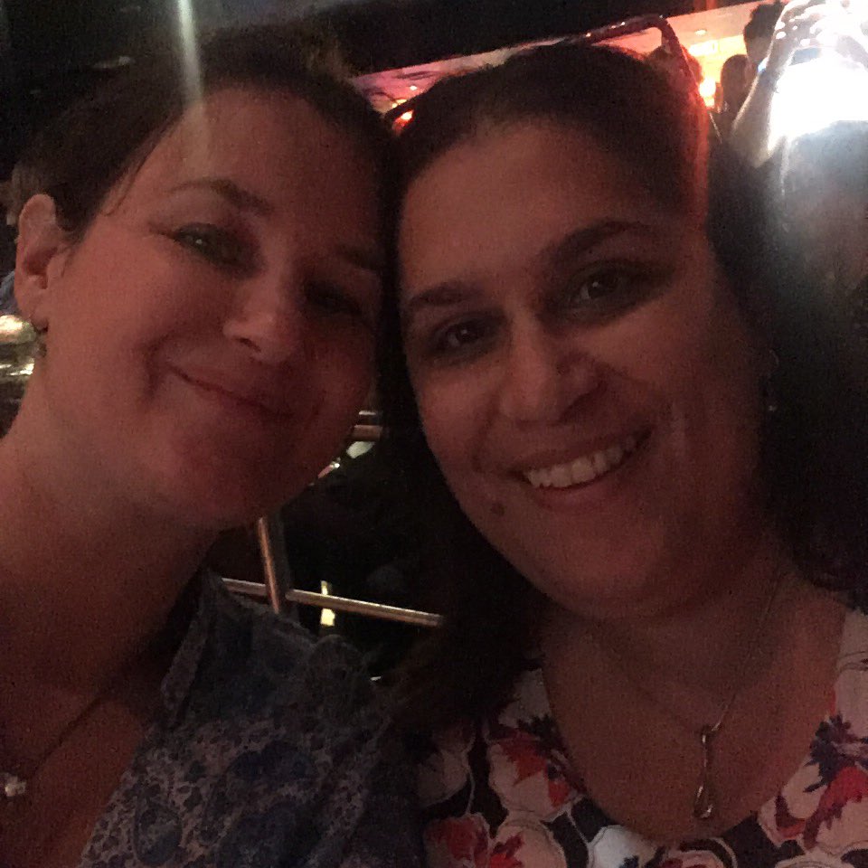 sciencewows's tweet photo. At the #VbyVeryBloggies17 with @MyLittleBabog and @dairyfreekids #teamipb https://t.co/mfpFhHN8VX